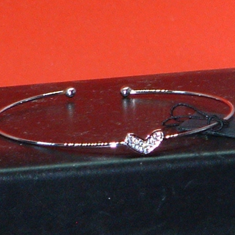 Women’s Dianne Katzman Thin Heart Bracelet